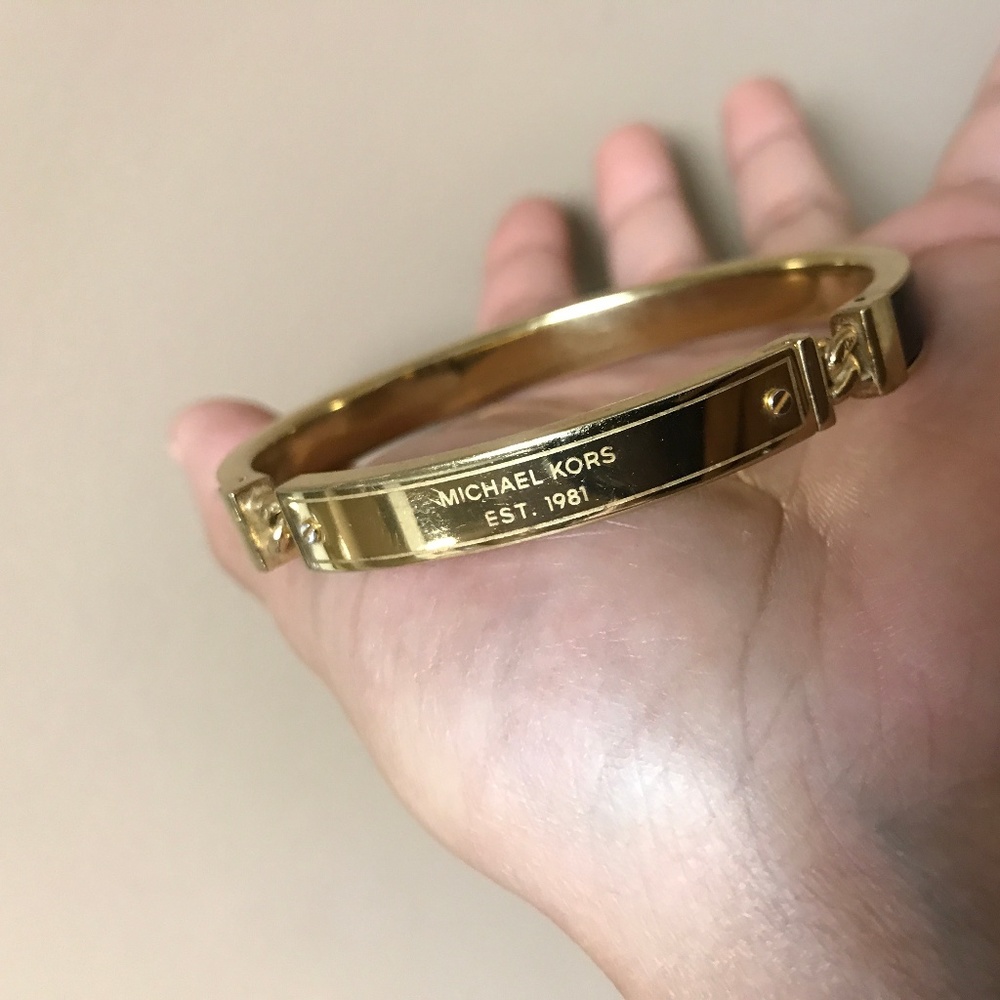 Michael Kors tortoise clasp bracelet